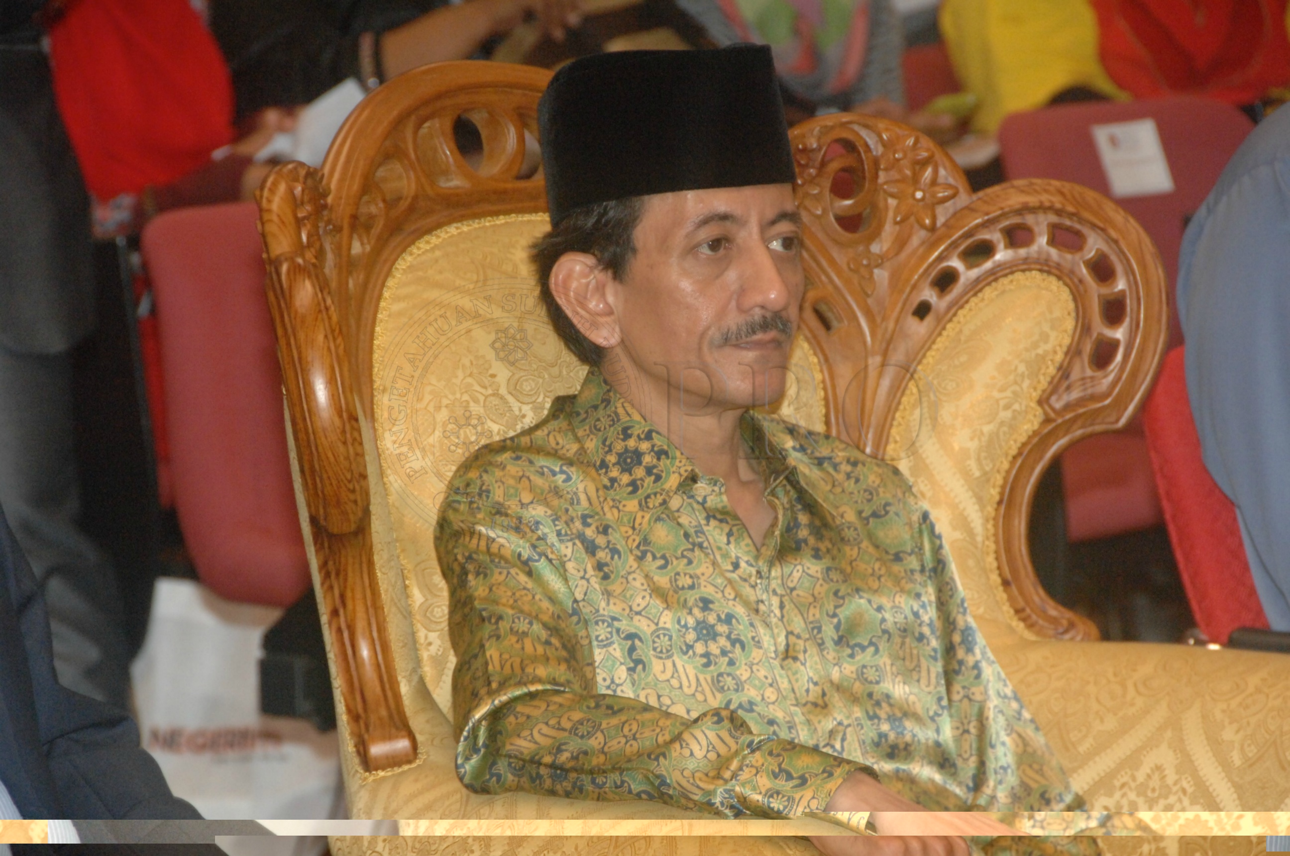 PRO 14 33 WACANA FBA 0133